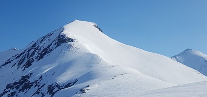 Bilde av fjellet Kirketaket.